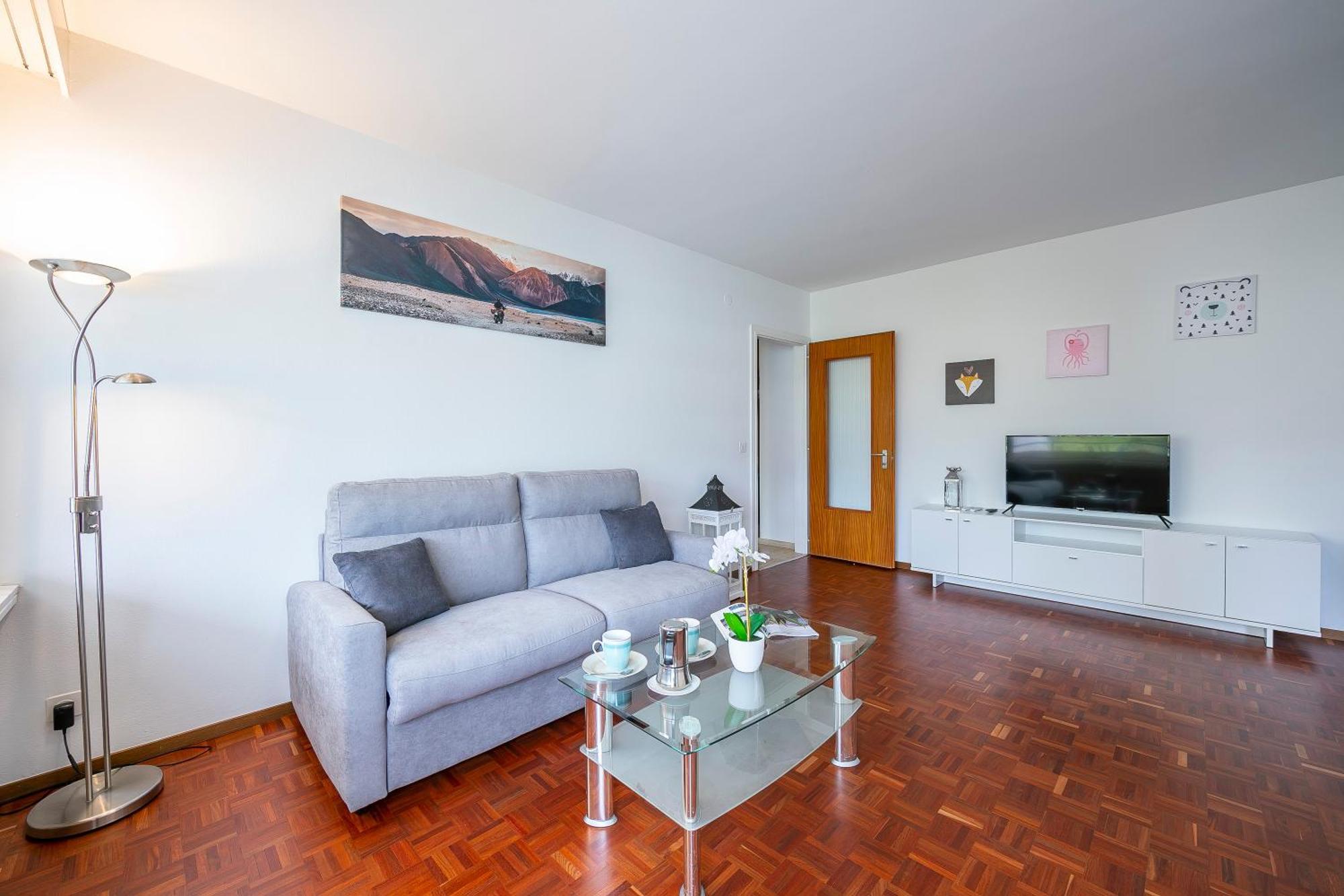 Lido Apartment - Happy Rentals โลการ์โน ภายนอก รูปภาพ
